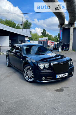 Позашляховик / Кросовер Chrysler 300C 2006 в Києві