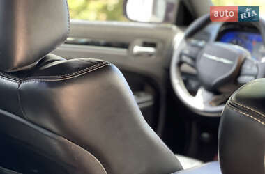 Седан Chrysler 300C 2017 в 