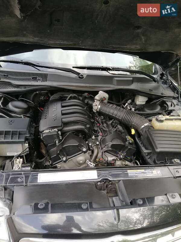 Седан Chrysler 300C 2005 в Житомире