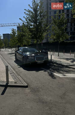 Седан Chrysler 300C 2008 в Киеве