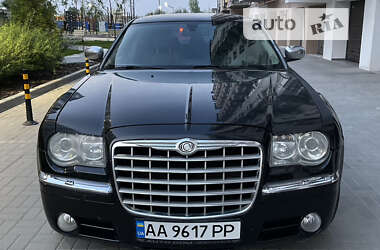 Седан Chrysler 300C 2006 в Дніпрі