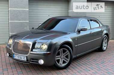 Седан Chrysler 300C 2006 в Ивано-Франковске