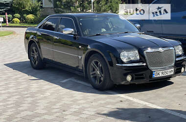 Седан Chrysler 300C 2006 в Сарнах