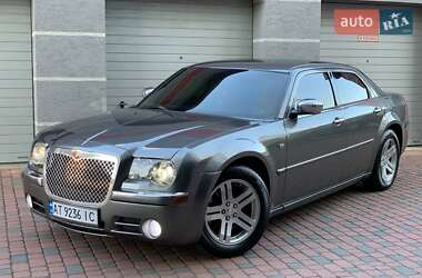 Седан Chrysler 300C 2006 в Ивано-Франковске