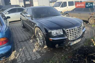 Седан Chrysler 300C 2005 в Татарбунарах