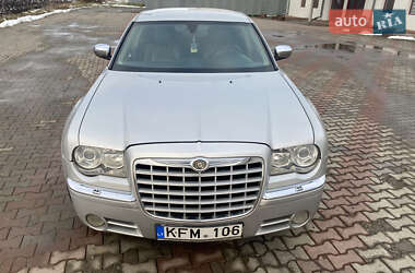 Седан Chrysler 300C 2009 в Коломые