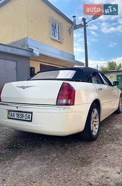Кабриолет Chrysler 300C 2007 в 