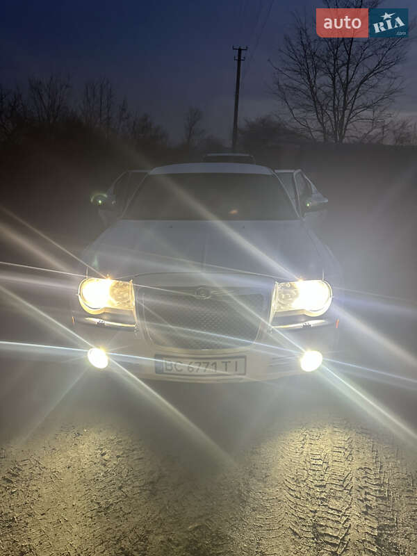 Хэтчбек Chrysler 300C 2005 в Жмеринке