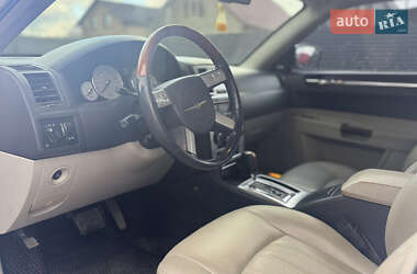 Седан Chrysler 300C 2006 в 
