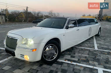 Лімузин Chrysler 300C 2004 в Вінниці