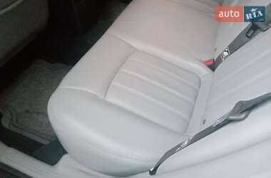 Седан Chrysler 300C 2005 в 