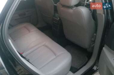 Седан Chrysler 300C 2005 в 