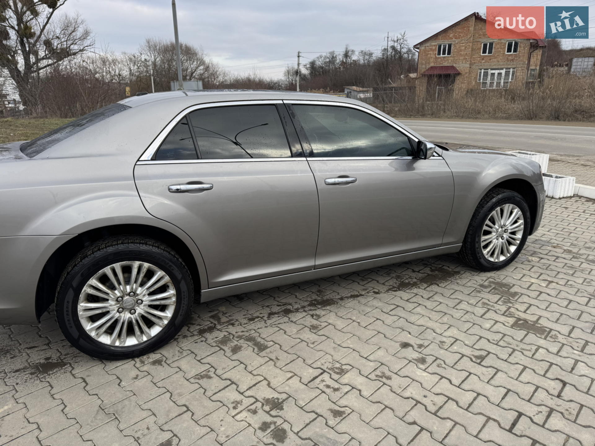 2014 Chrysler 300C - мініатюра 4