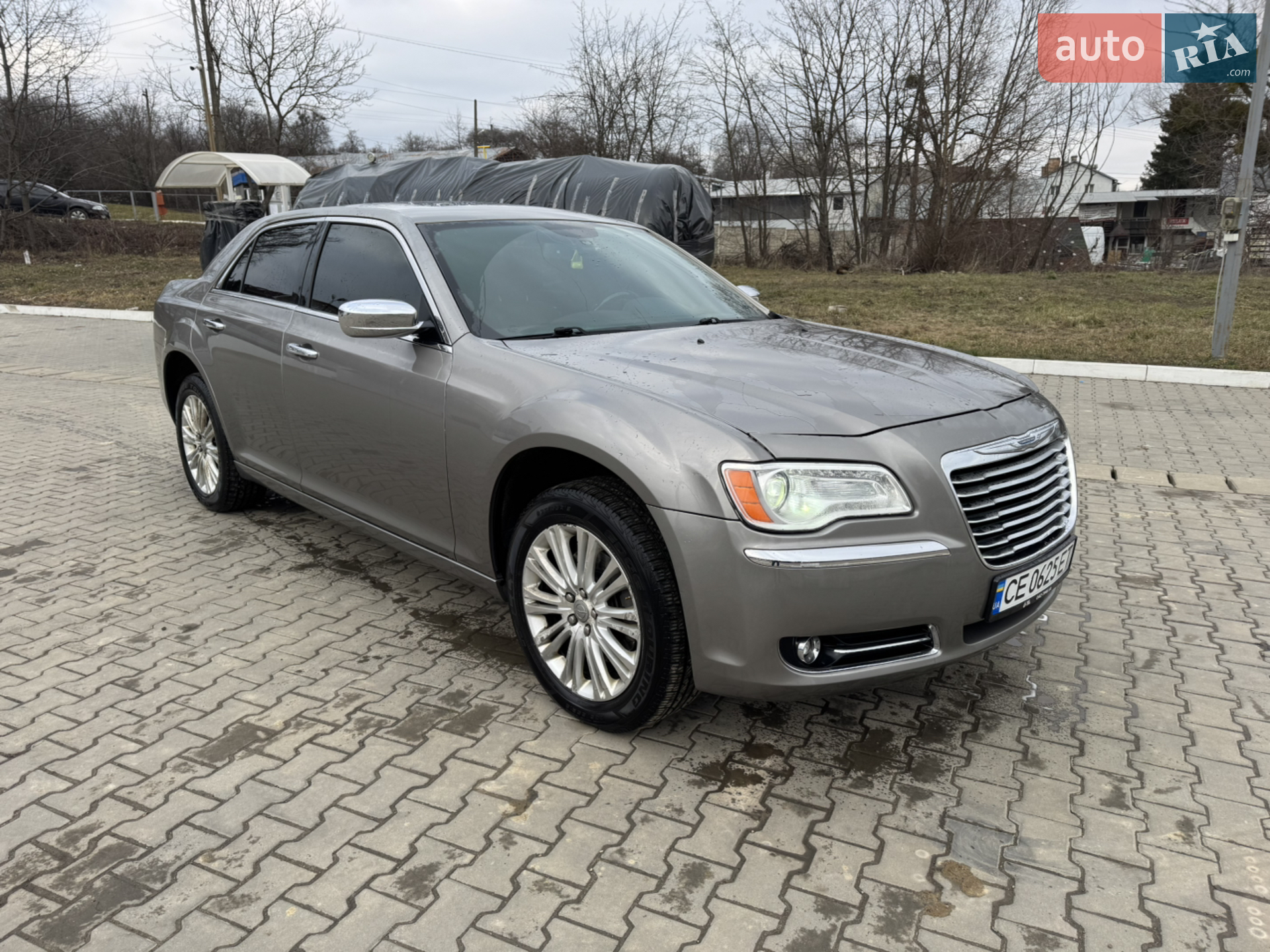 2014 Chrysler 300C - мініатюра 3