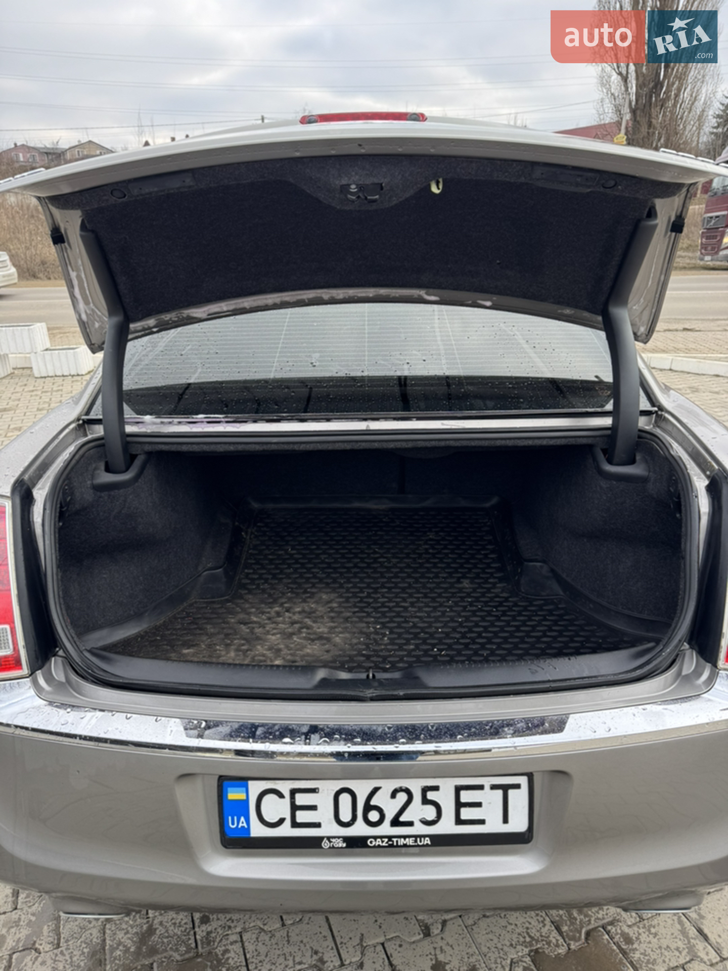 2014 Chrysler 300C - мініатюра 8