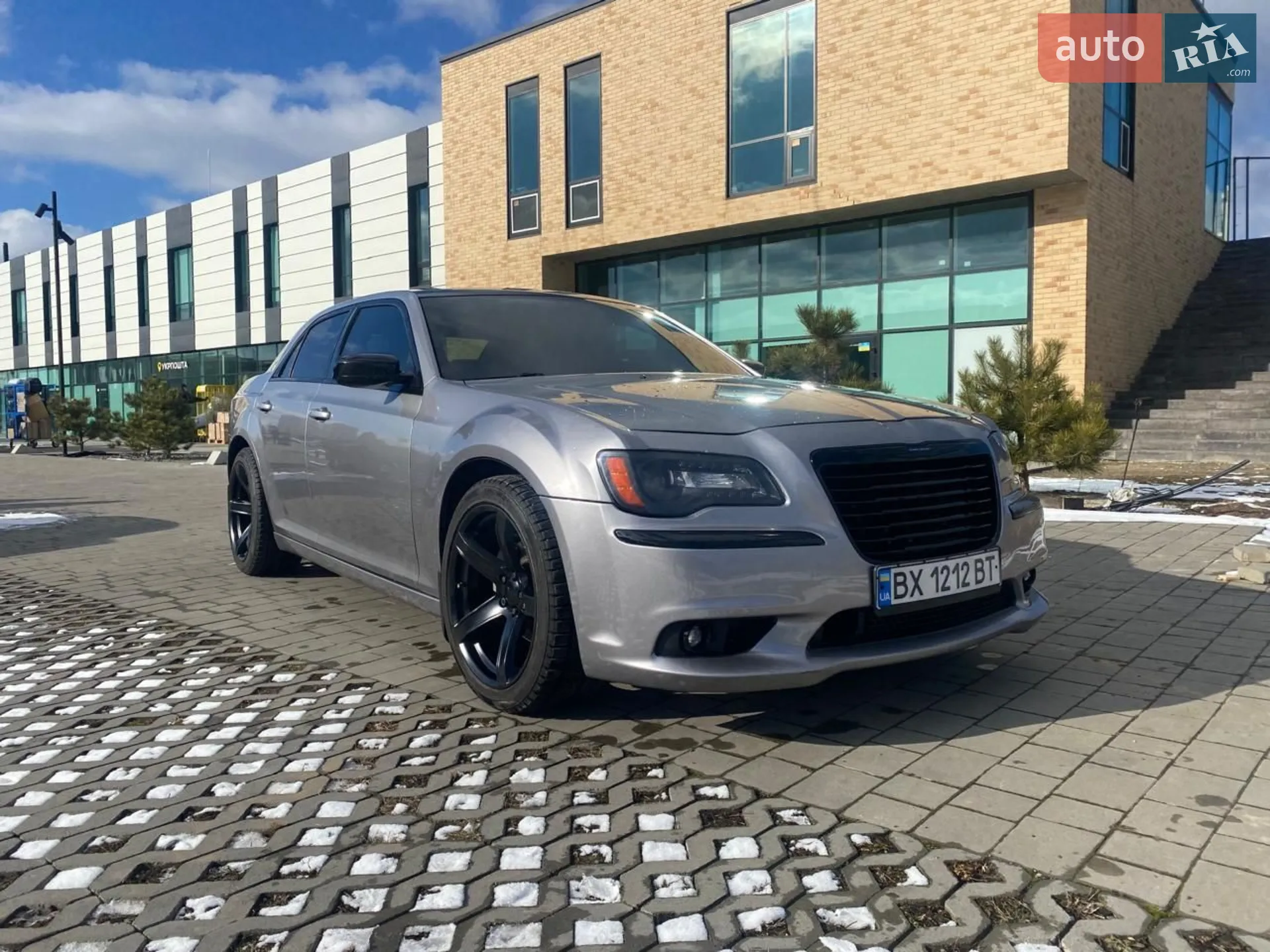 2012 Chrysler 300C - мініатюра 3