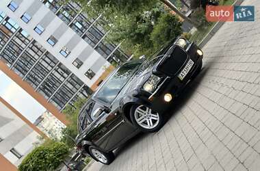 Седан Chrysler 300C 2006 в Ивано-Франковске