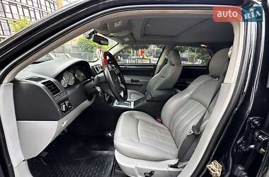 Седан Chrysler 300C 2006 в Ивано-Франковске