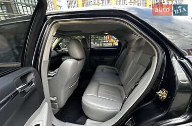 Седан Chrysler 300C 2006 в Ивано-Франковске