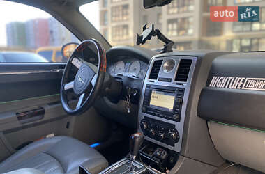 Седан Chrysler 300C 2006 в Тернополі