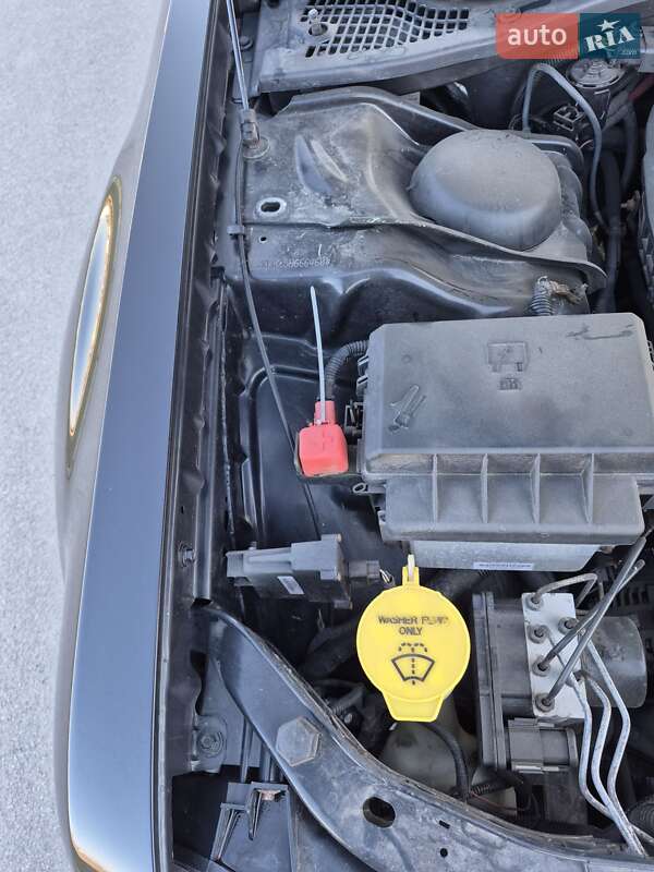 Седан Chrysler 300C 2005 в Херсоні