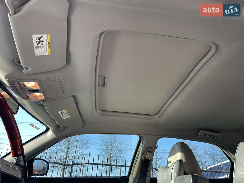 Седан Chrysler 300C 2006 в Киеве