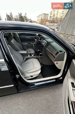 Седан Chrysler 300C 2008 в 