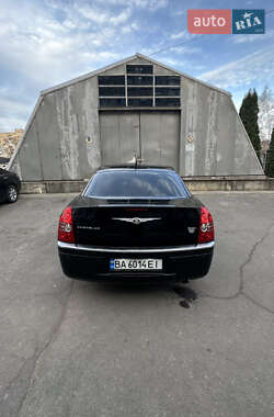 Седан Chrysler 300C 2008 в 