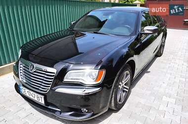 Седан Chrysler 300C 2012 в 