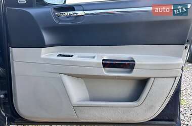 Седан Chrysler 300C 2006 в 