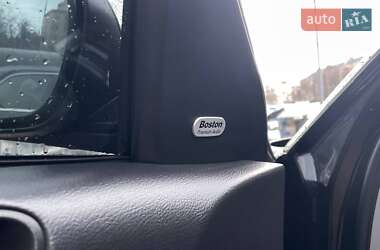 Седан Chrysler 300C 2005 в 