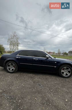 Седан Chrysler 300C 2005 в 