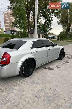 Седан Chrysler 300C 2006 в 