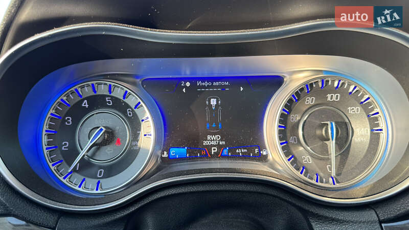 Седан Chrysler 300C 2016 в Ковеле