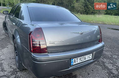 Седан Chrysler 300C 2006 в 