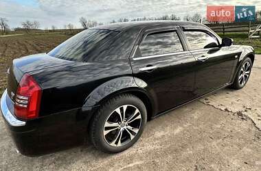 Седан Chrysler 300C 2005 в 