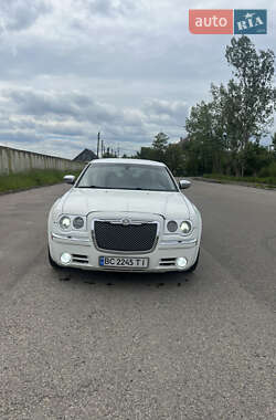 Седан Chrysler 300C 2004 в 