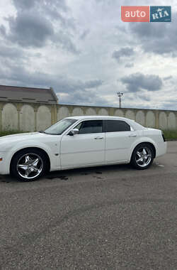 Седан Chrysler 300C 2004 в 