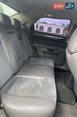 Седан Chrysler 300C 2004 в 