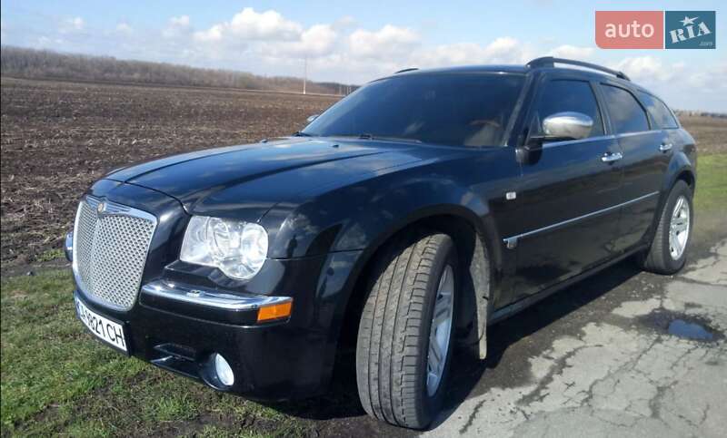 Универсал Chrysler 300C 2005 в Каневе