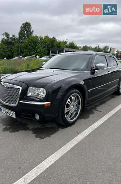 Седан Chrysler 300C 2006 в Києві