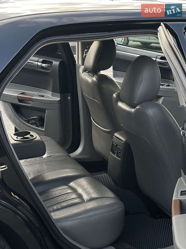 Седан Chrysler 300C 2005 в Стрые фото 7 Седан Chrysler 300C 2005 в Стрые