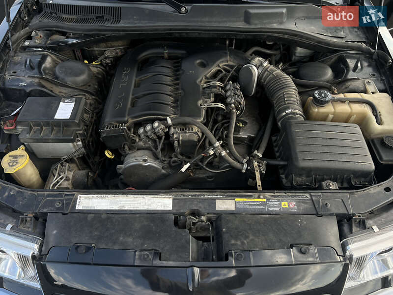 Седан Chrysler 300C 2005 в Стрые фото 17 Седан Chrysler 300C 2005 в Стрые
