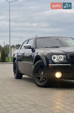 Седан Chrysler 300C 2005 в 