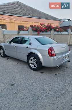 Седан Chrysler 300C 2005 в 