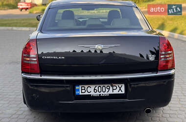 Седан Chrysler 300C 2007 в 