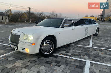 Лимузин Chrysler 300C 2005 в 