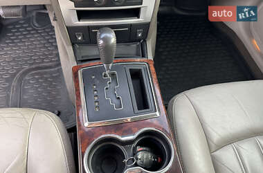 Седан Chrysler 300C 2008 в 