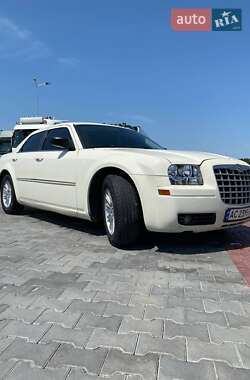 Седан Chrysler 300C 2008 в Луцьку