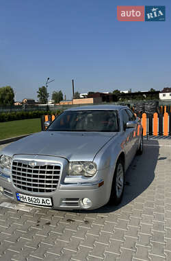 Седан Chrysler 300C 2005 в 